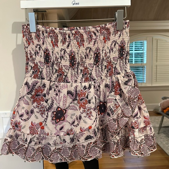 Bell skirt - Picture 1 of 4